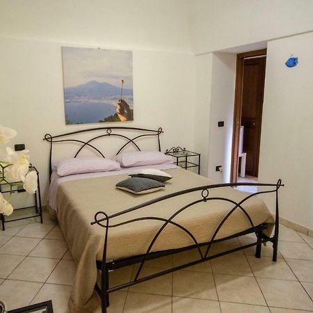 Quintessenza - Sorrento Coast Rentroom วีโกเอเกวนเซ ภายนอก รูปภาพ
