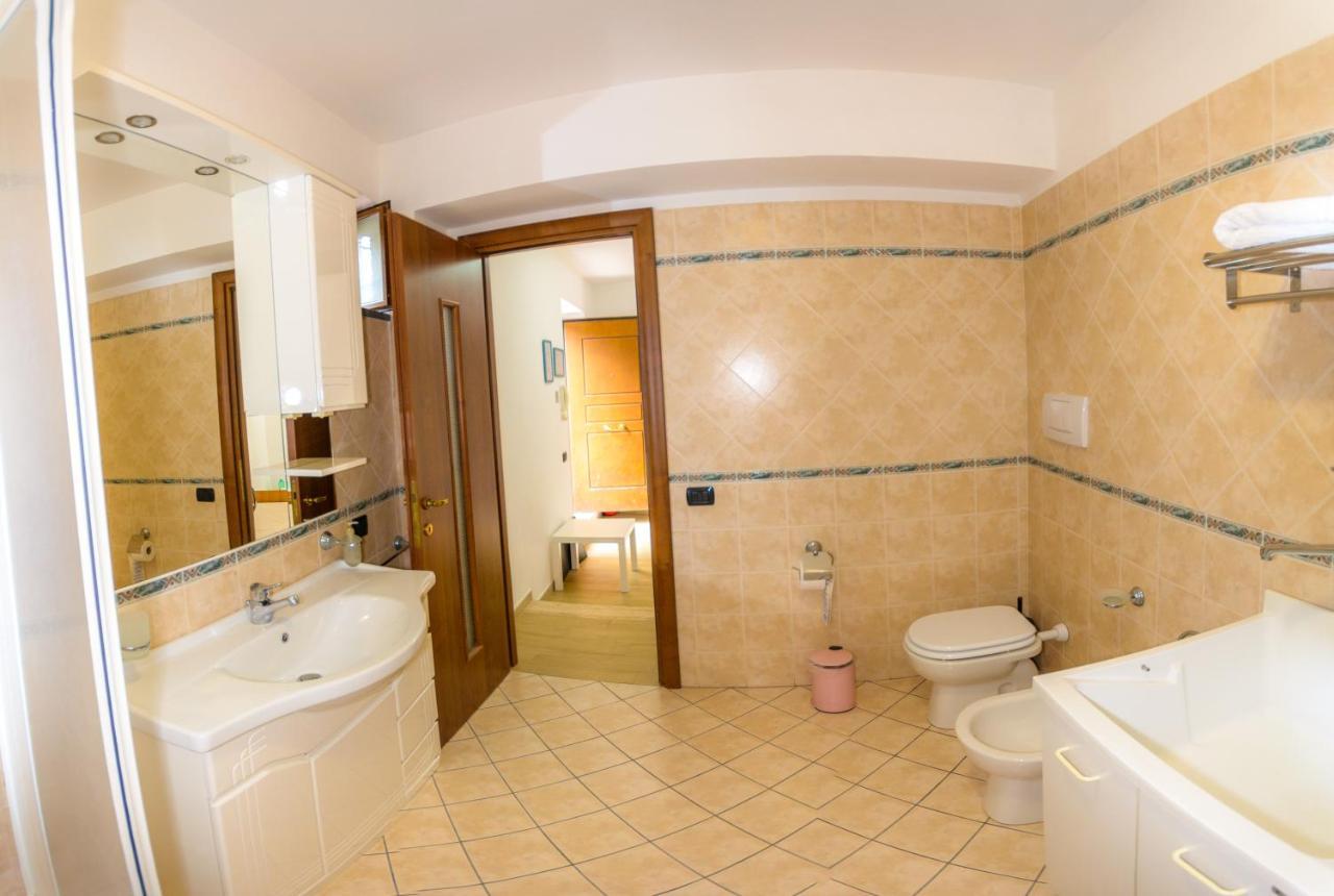 Quintessenza - Sorrento Coast Rentroom วีโกเอเกวนเซ ภายนอก รูปภาพ