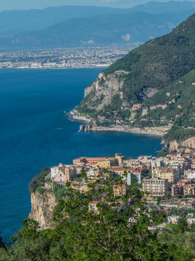Quintessenza - Sorrento Coast Rentroom วีโกเอเกวนเซ ภายนอก รูปภาพ